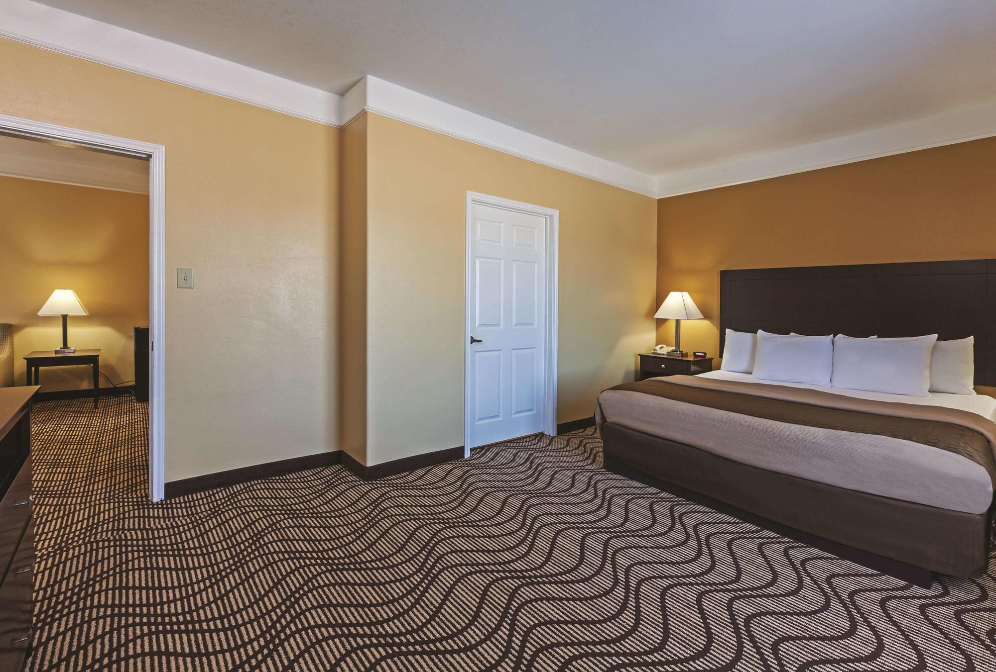 La Quinta By Wyndham Angleton Hotel Kültér fotó