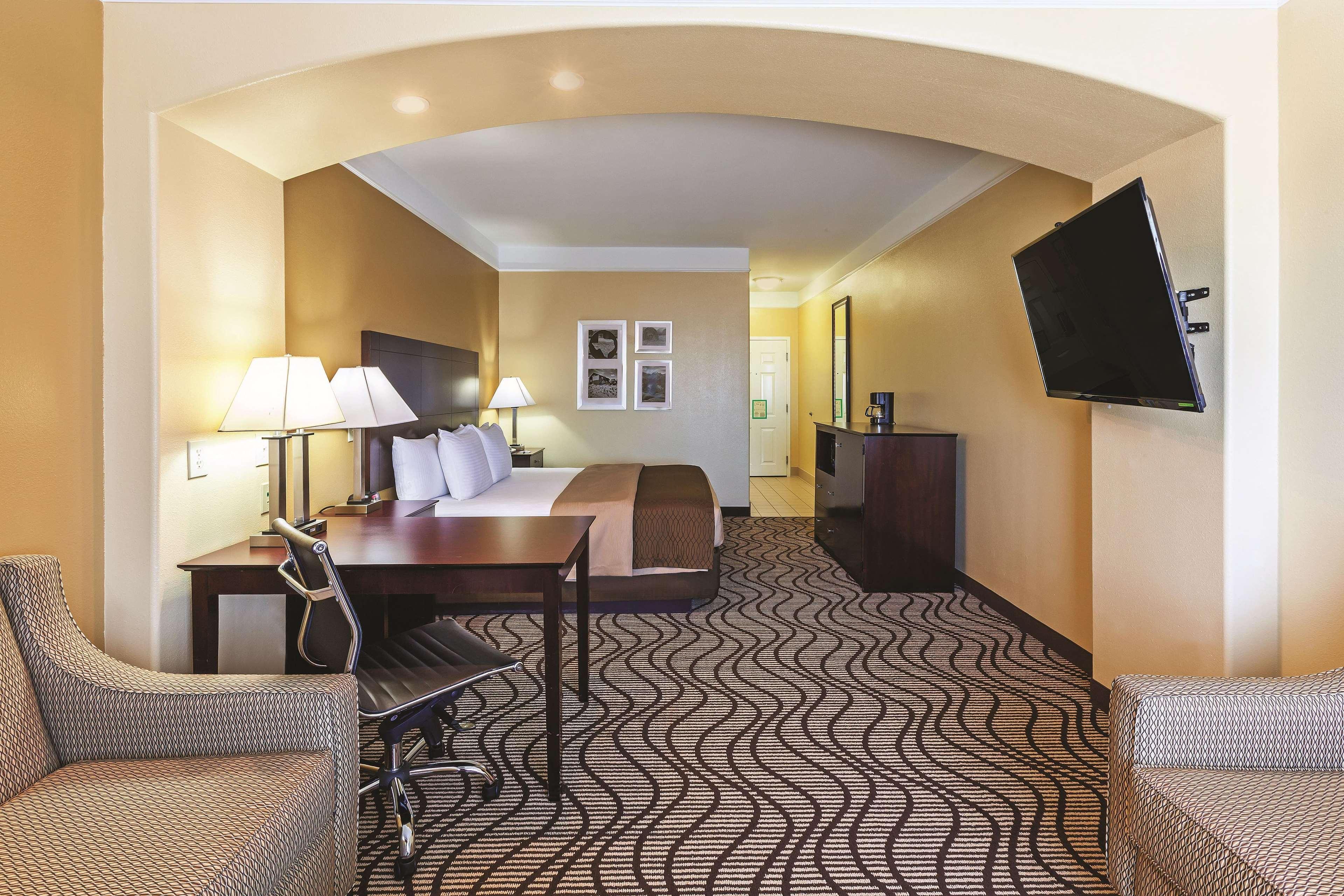 La Quinta By Wyndham Angleton Hotel Kültér fotó