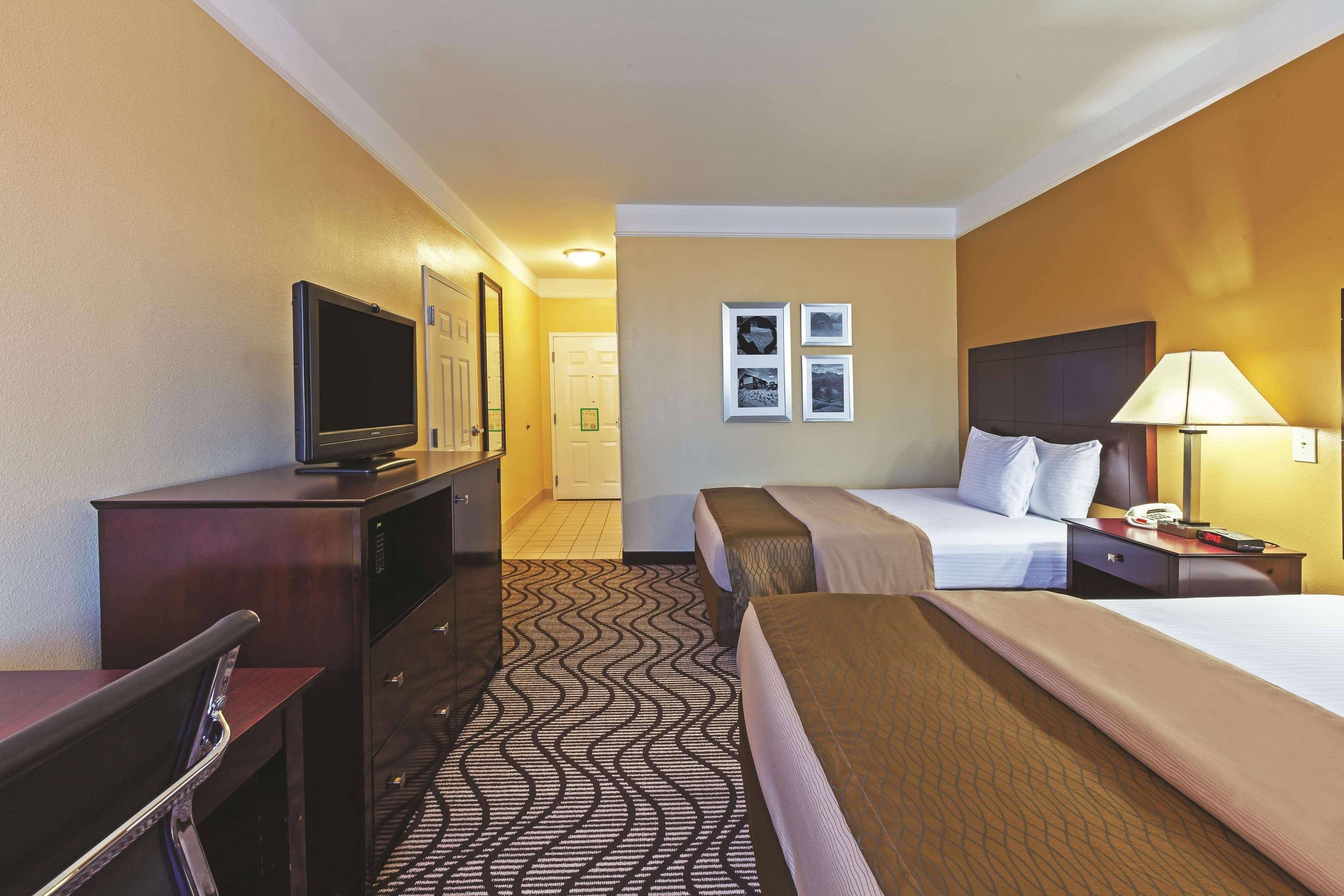 La Quinta By Wyndham Angleton Hotel Kültér fotó