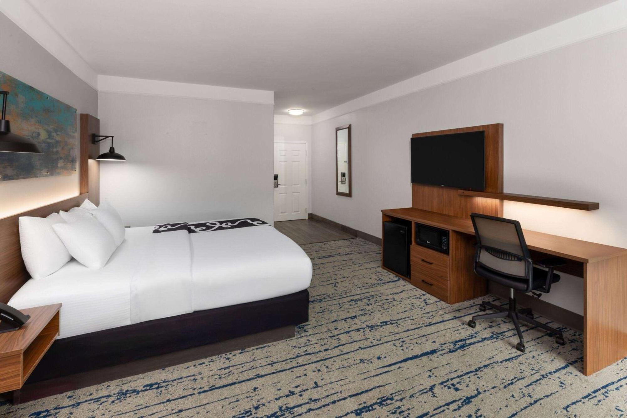 La Quinta By Wyndham Angleton Hotel Kültér fotó